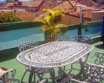 Hostal La Española - Trinidad - Patio