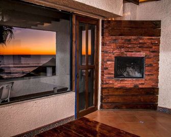 Las Rocas Resort & Spa - Puerto Nuevo - Sala de estar