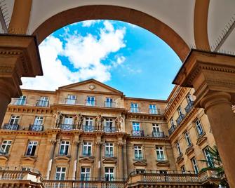 Steigenberger Frankfurter Hof - Frankfurt - Byggnad