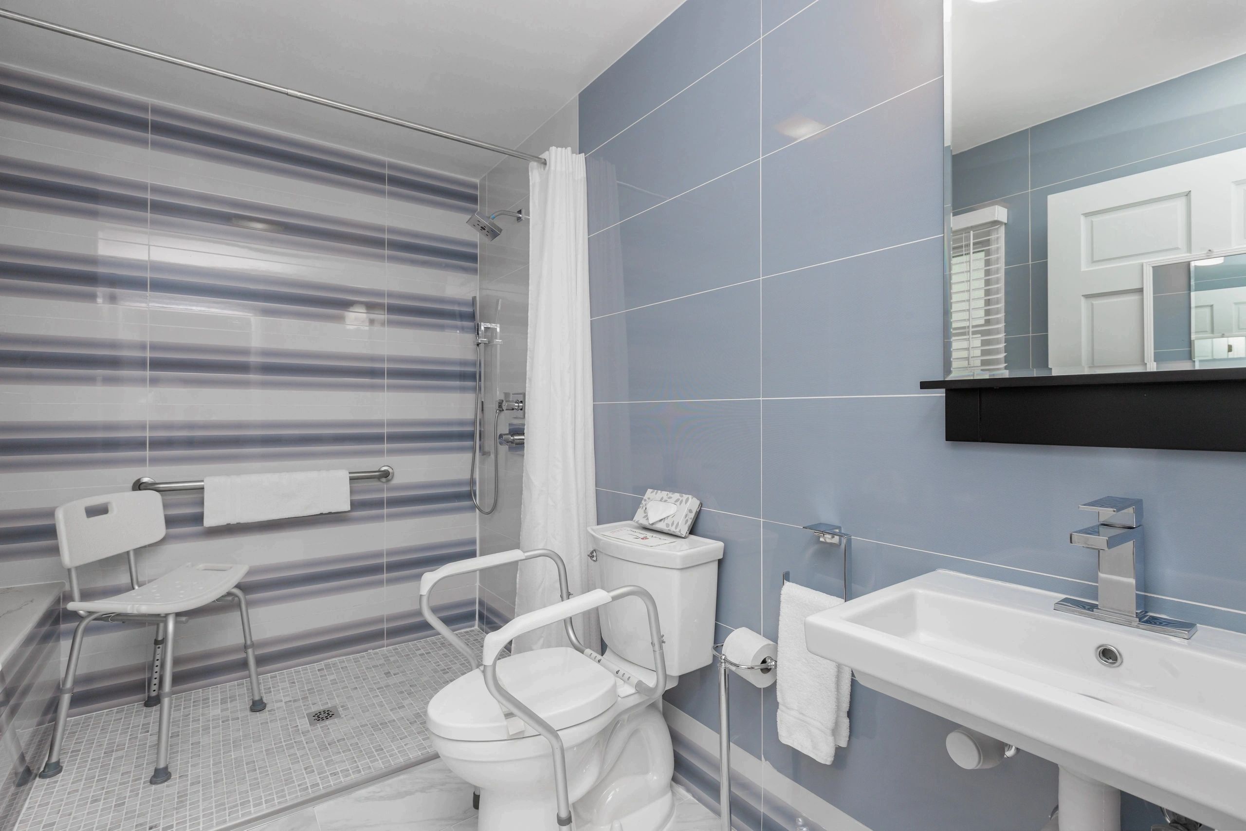 Aqualina Inn Montauk - Montauk - Bathroom