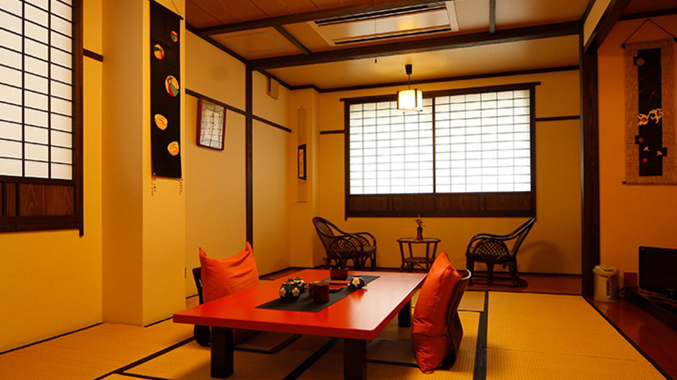 Ryokan Showakan