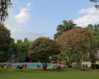Kilemakyaro Mountain Lodge - Moshi - Hotel Entrance