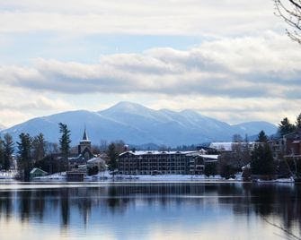 Golden Arrow Lakeside Resort - Lake Placid - Balcony