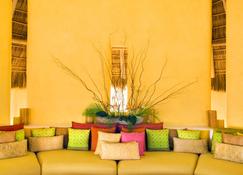 Ocean Castle Sol de Oriente & Ocean Castle Sol de Occidente in Careyes - Costa Careyes - Living room