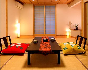 Minami Tamagawa Onsen Yuyado Hanayanomori - Semboku - Sala pranzo