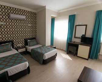 Sagiroglu Hotel - טראבזון - חדר שינה