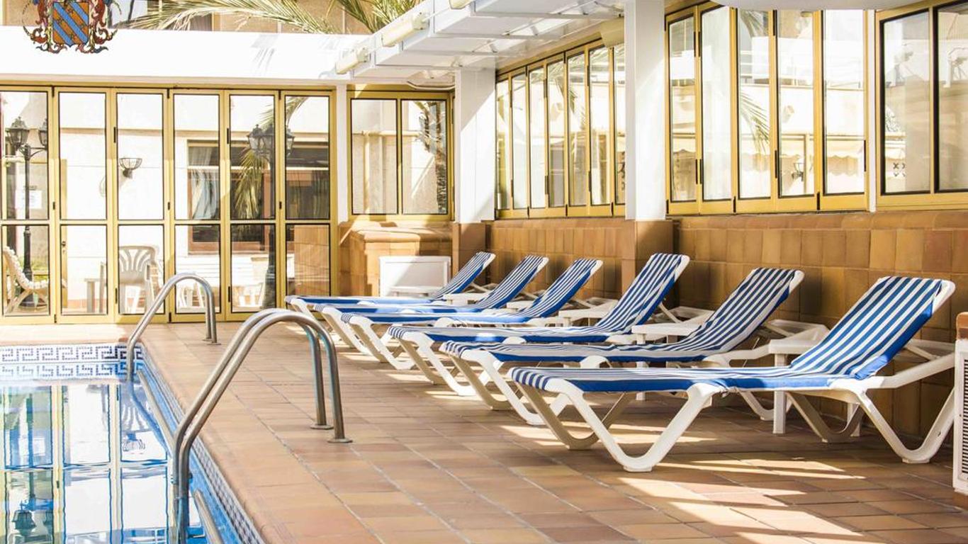 هوتل فيكتوريا