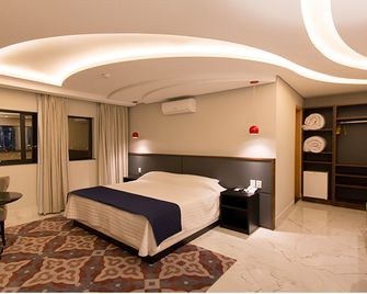 Adria Premium Hotel - Guarapuava - Slaapkamer