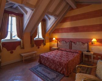 Hotel Cannero - Cannero Riviera - Chambre