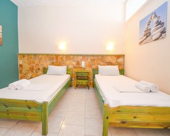 Vanessa Hotel - Kalamaki - Habitación