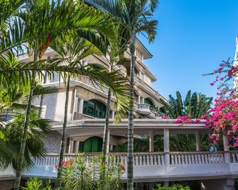 DoubleTree by Hilton Dar es Salaam - Oyster Bay - ดาร์ เอส ซาลาม - อาคาร