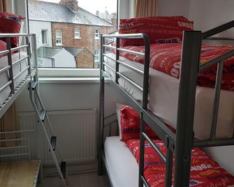 Bhp Budget Accommodation - Weymouth - Bedroom