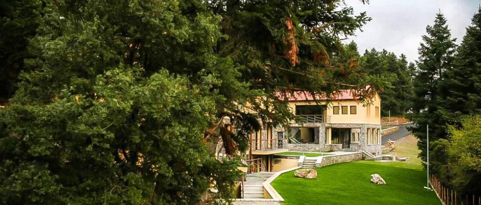 Natura Hotel Vytina - Vytina - Edificio