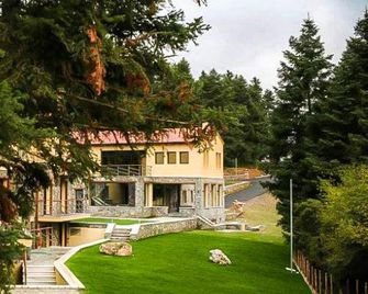 Natura Hotel Vytina - Vytina - Edificio