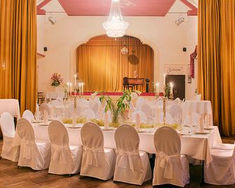 Bahnhofshotel Die Neue Bühne - Bad Saarow - Banquet hall