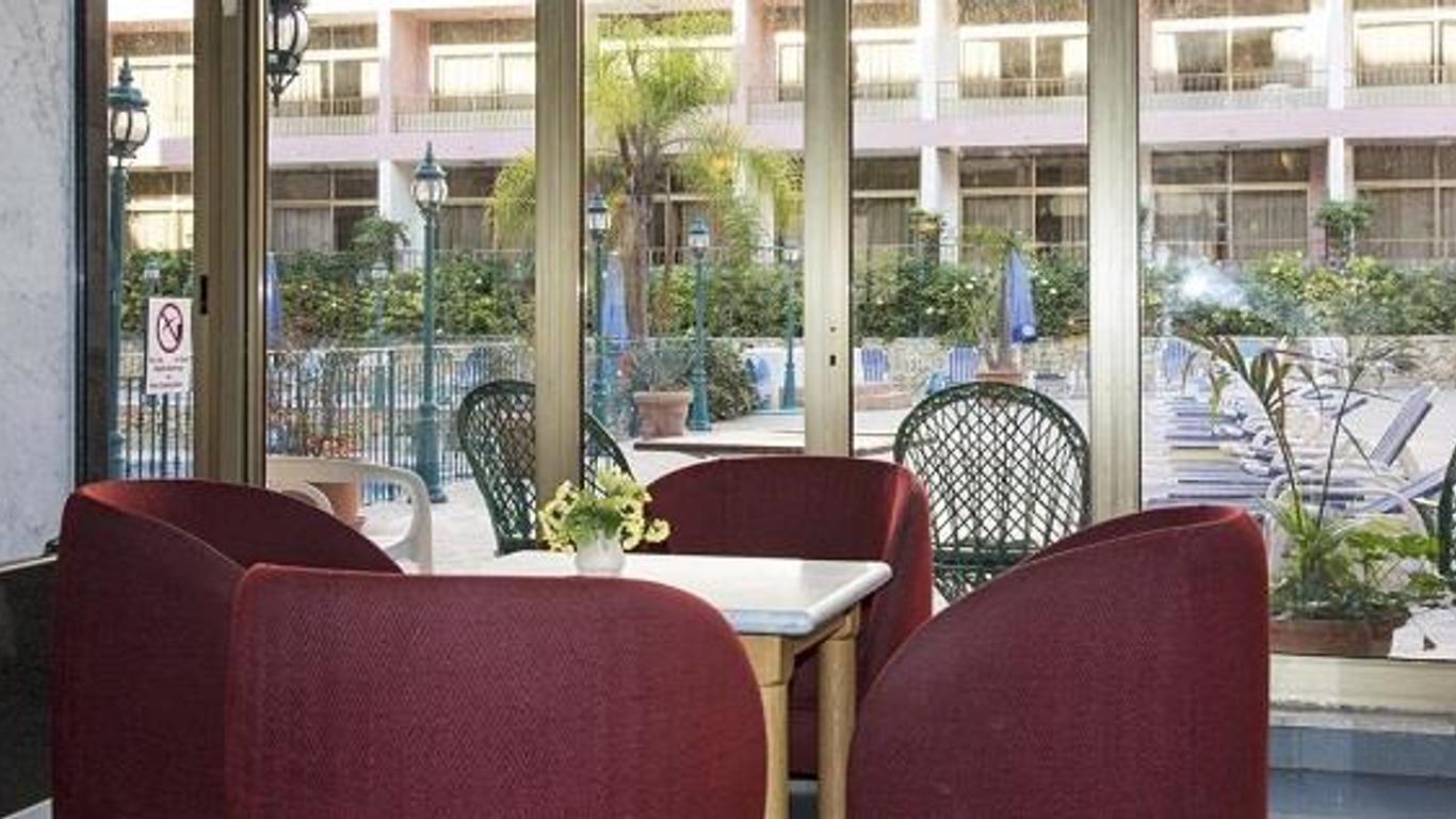 فندق ذي سانتا ماريا