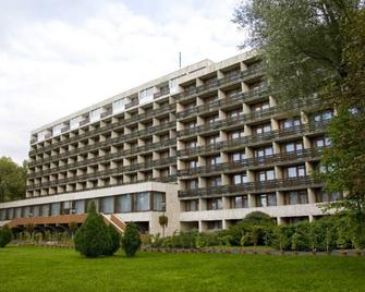 Riviera Park Hotel - Balatonföldvár - Budynek