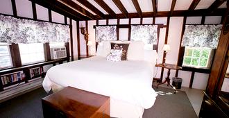 29 Fair Street Inn - Nantucket - Bedroom