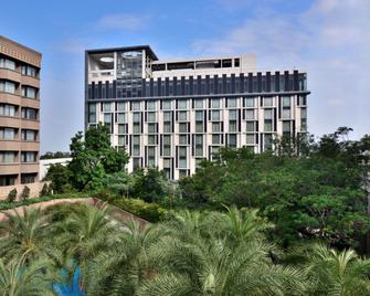 Courtyard by Marriott Hyderabad - Hyderabad - Building