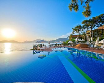 Liberty Lykia - Ölüdeniz - Piscine