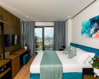 Ames Hotel & Spa - Vlorë - Quarto