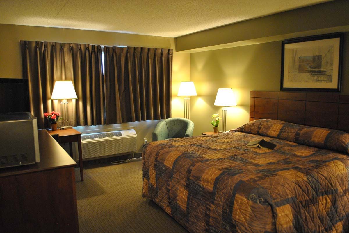 Mystery Lake - Thompson - Bedroom