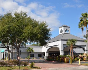 Altamonte Hotel and Suites - Altamonte Springs - Building