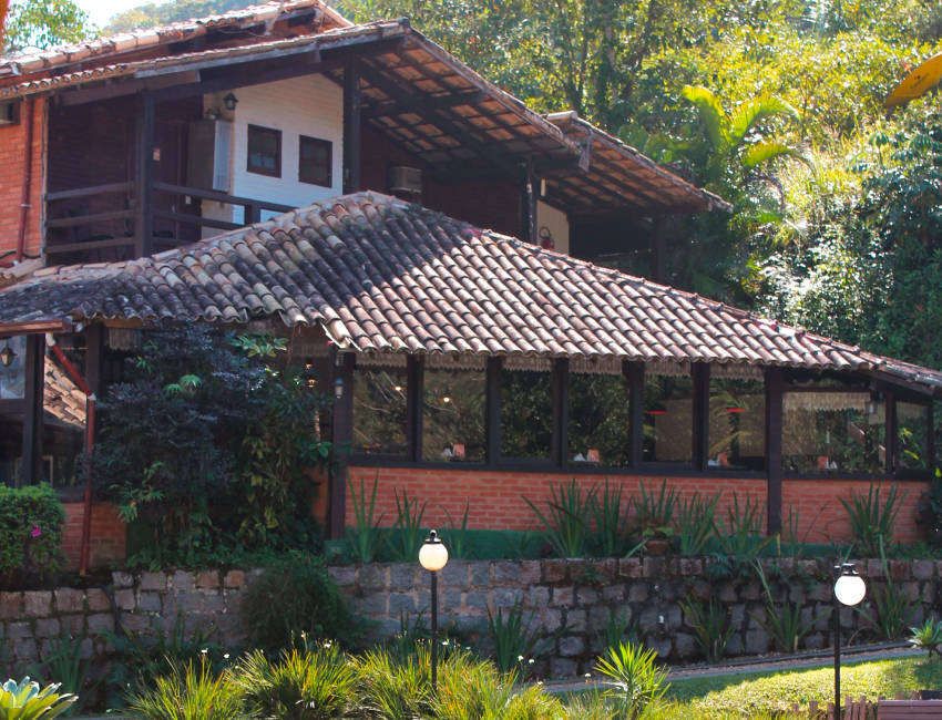 Pousada Valle dos Pássaros - Penedo - בניין