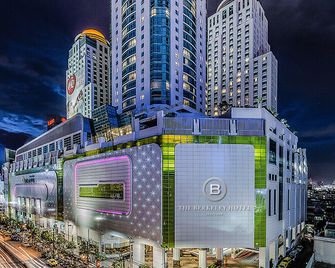 The Berkeley Hotel Pratunam - Banguecoque - Edifício