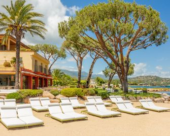 كاسا سانتيني إكس روك سيفين - بورتو-فيكيو - شرفة مرصوفة