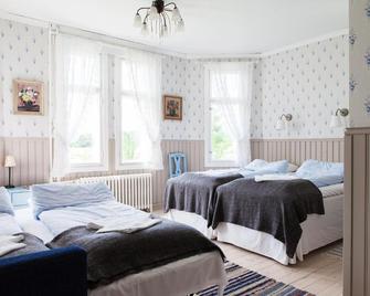 Amalia - Lemland - Bedroom