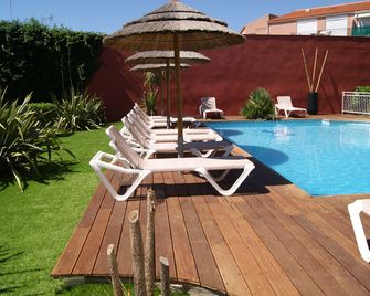Hotel Neptune - Balaruc-les-Bains - Pool