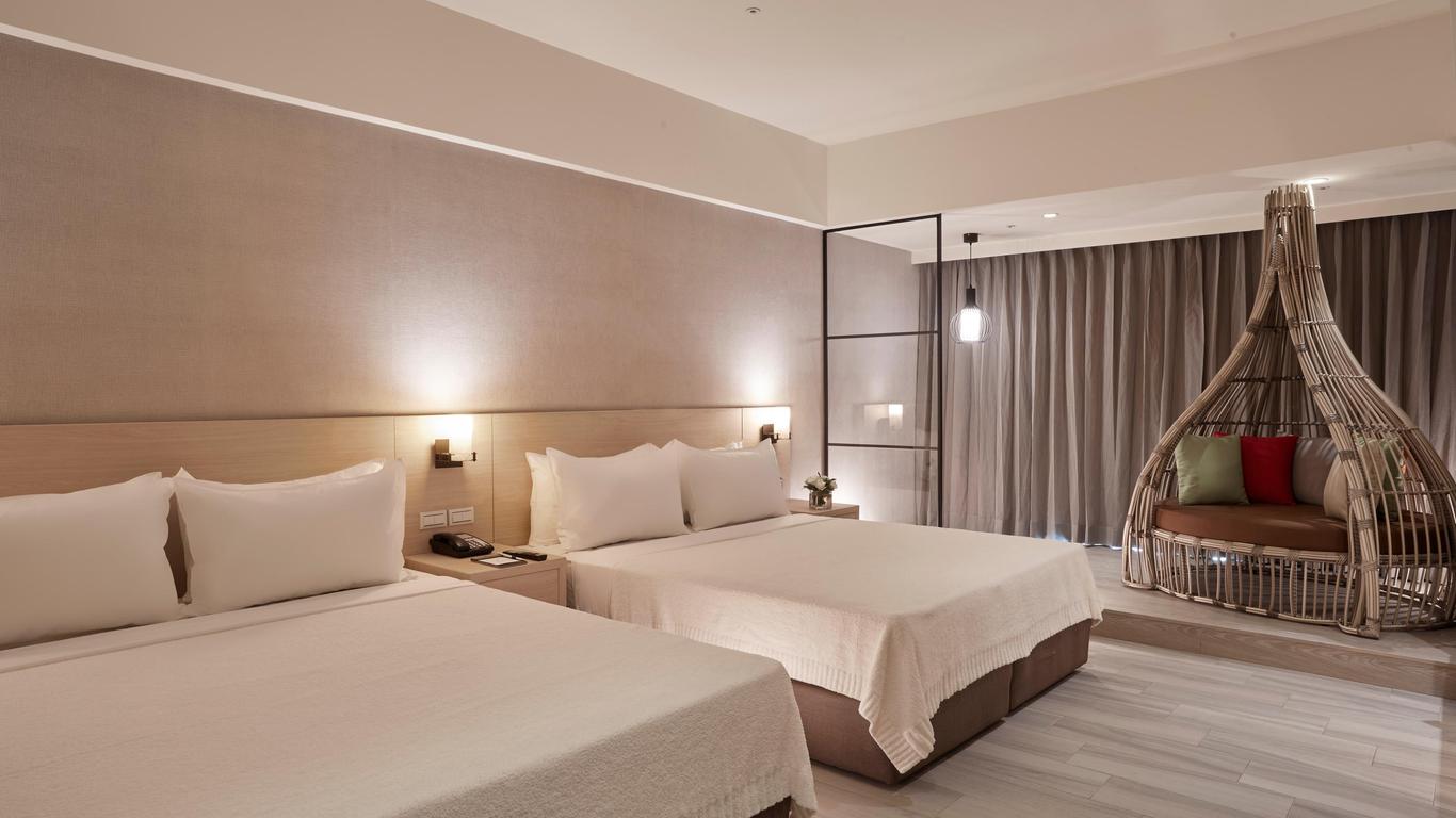 Grand Bay Resort Hotel