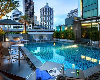 Grand Swiss Hotel Sukhumvit 11 - Bangkok - Pool