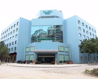 Eastern Tour Hotel - Zhangjiajie - ג'אנגג'יאיי - בניין