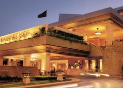 JW Marriott Mumbai Juhu - Mumbai - Building