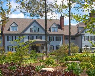 The Essex, Vermont's Culinary Resort & Spa - Essex - Building