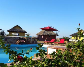 Hotel H1 Isalo - Ranohira - Pool
