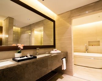 Grandis Hotel - קוטה קינבאלו - חדר רחצה
