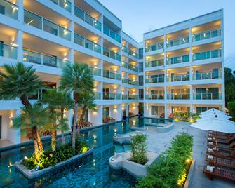 Chanalai Romantica Resort Kata Beach - Adult Only - Karon - Κτίριο