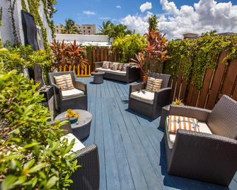 Hollywood Beach Suites and Hotel - Hollywood - Patio