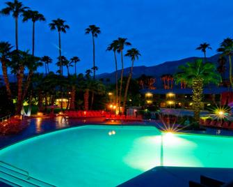 Caliente Tropics Hotel - Palm Springs - Pool