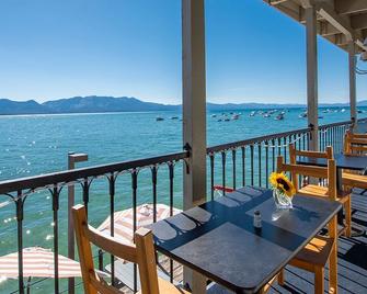 Beach Retreat & Lodge at Tahoe - סאות' לייק טאהו - מסעדה