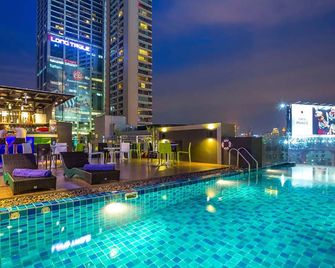 Hotel Clover Asoke - Sha Extra Plus - בנגקוק - בריכה