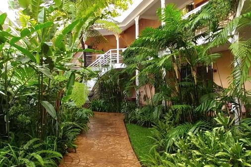 Hotel Ciudad Vieja - Ciudad de Guatemala - Θέα στην ύπαιθρο