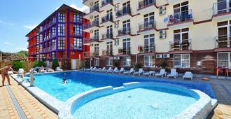 Hotel Gala Palmira - Vityazevo - Pool