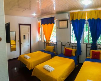 Hostal Amador Familiar - Ciudad de Panamá - Habitación