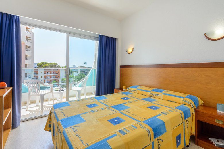 Hotel Vibra Palma Cactus  7,351. Palma de Mallorca Hotel Deals & Reviews -  KAYAK