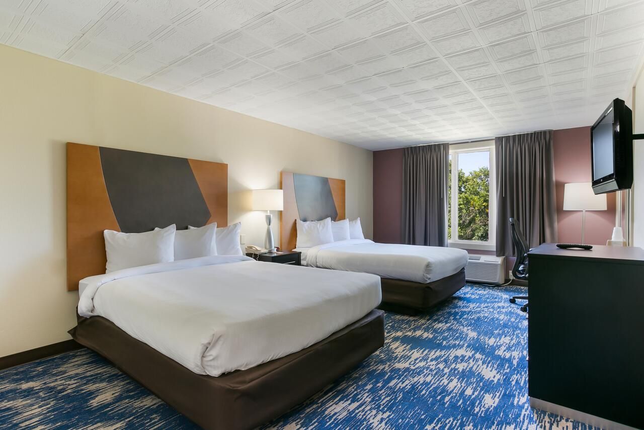 Bedroom view of Eisenhower Hotel & Conference Center