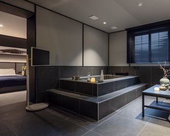 Daejeon Yuseong Nakwon Onsen Hotel By Aneuk - Daejeon - Spa